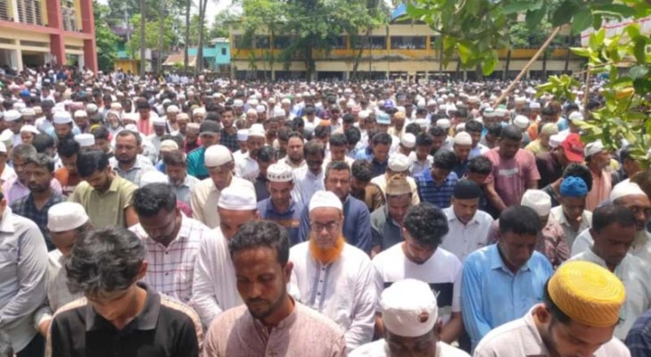 একসঙ্গে মৃত্যু ৪ ভাইয়ের, জানাজা পড়ালেন বেঁচে থাকা ভাই